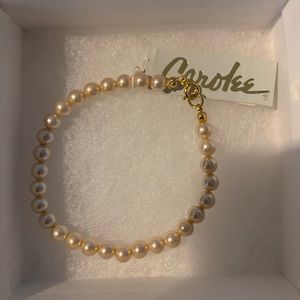 Pearl bracelet